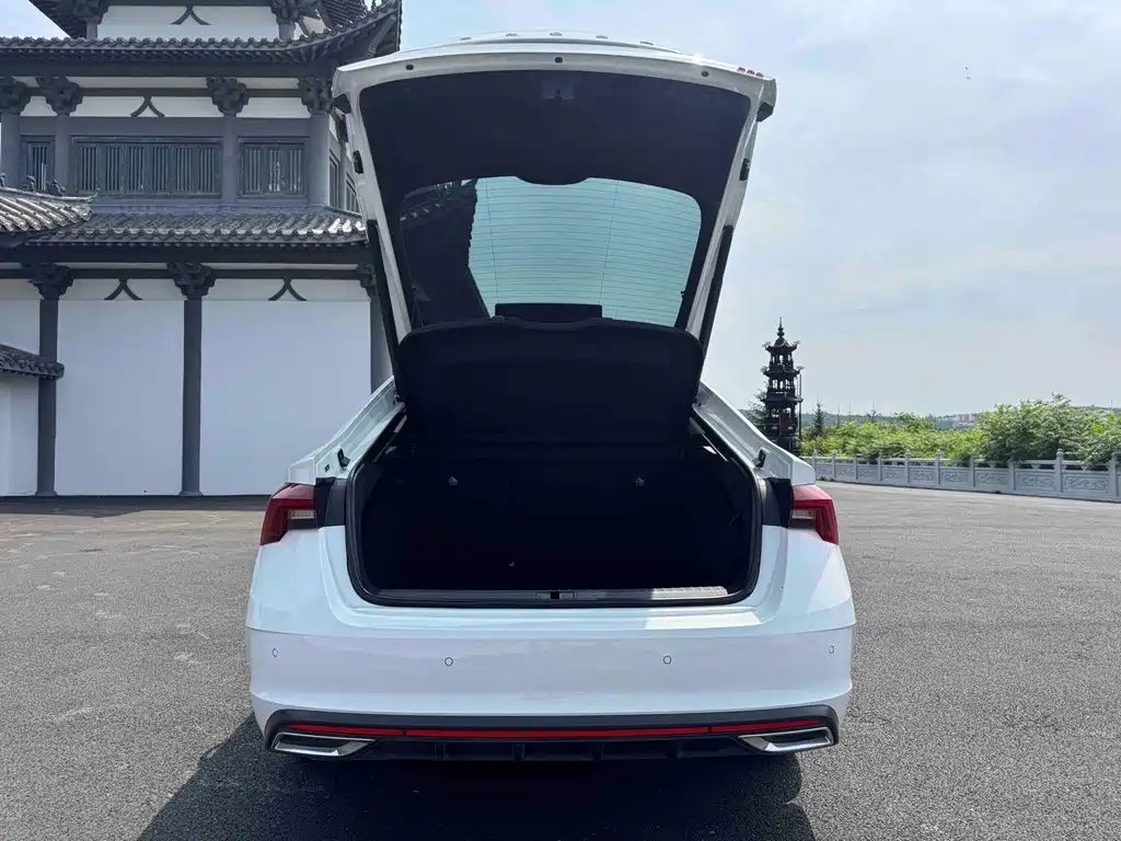 Skoda Octavia — фото 21