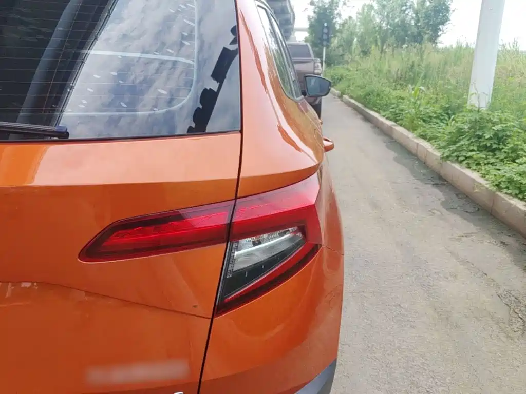 Skoda Karoq — фото 8