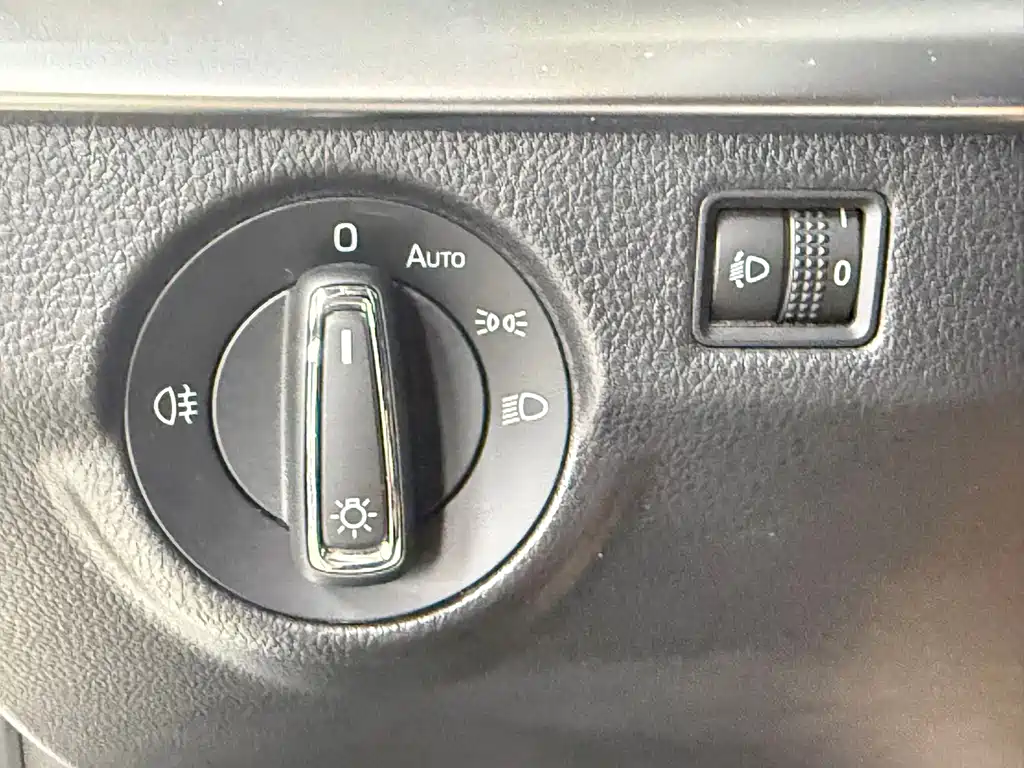 Skoda Octavia — фото 14