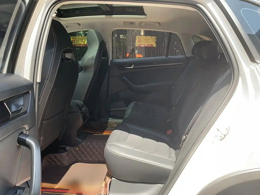 Skoda Kodiaq GT — фото 19