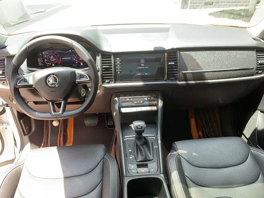 Skoda Kodiaq GT — фото 20