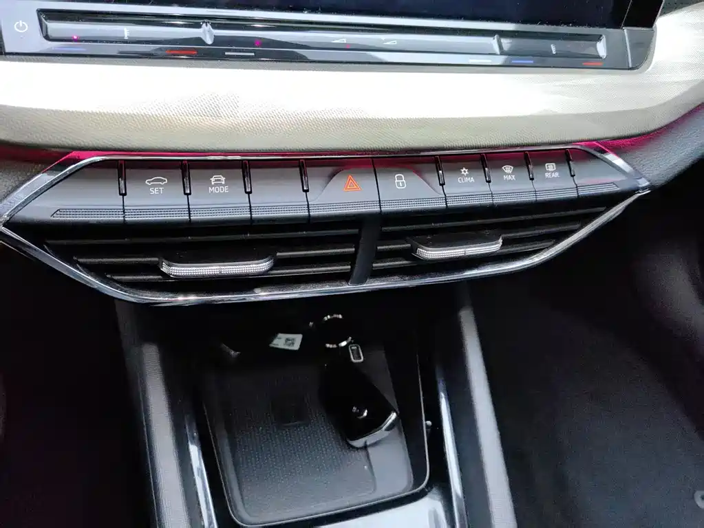 Skoda Octavia — фото 13