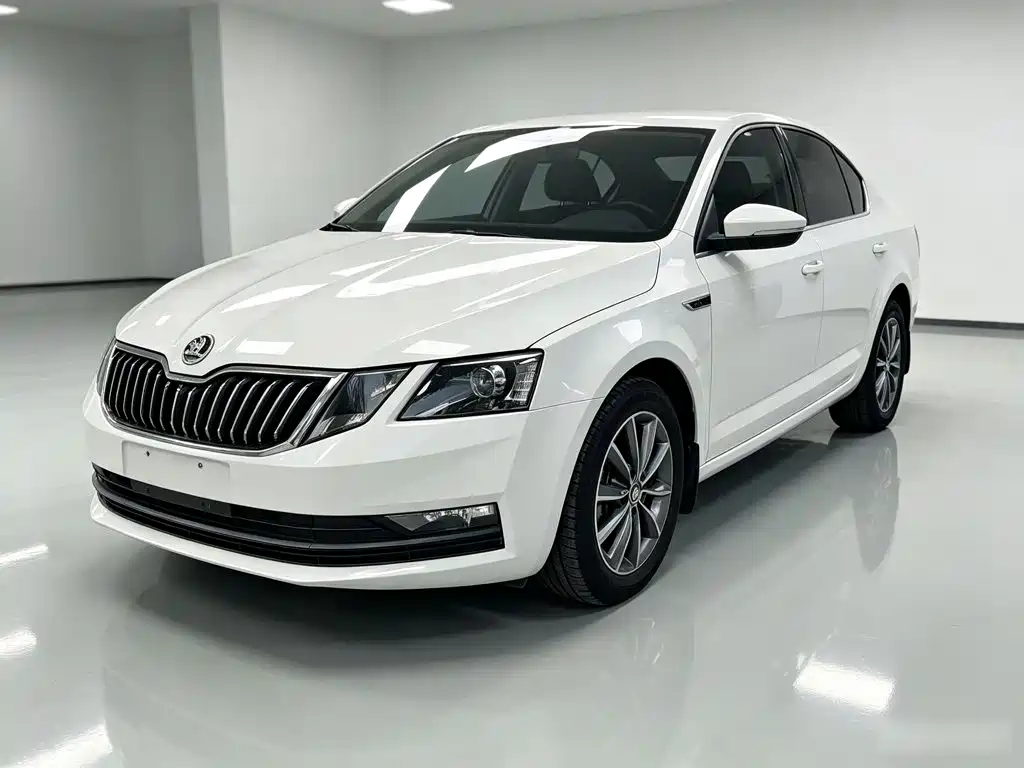 Skoda Octavia — фото 2