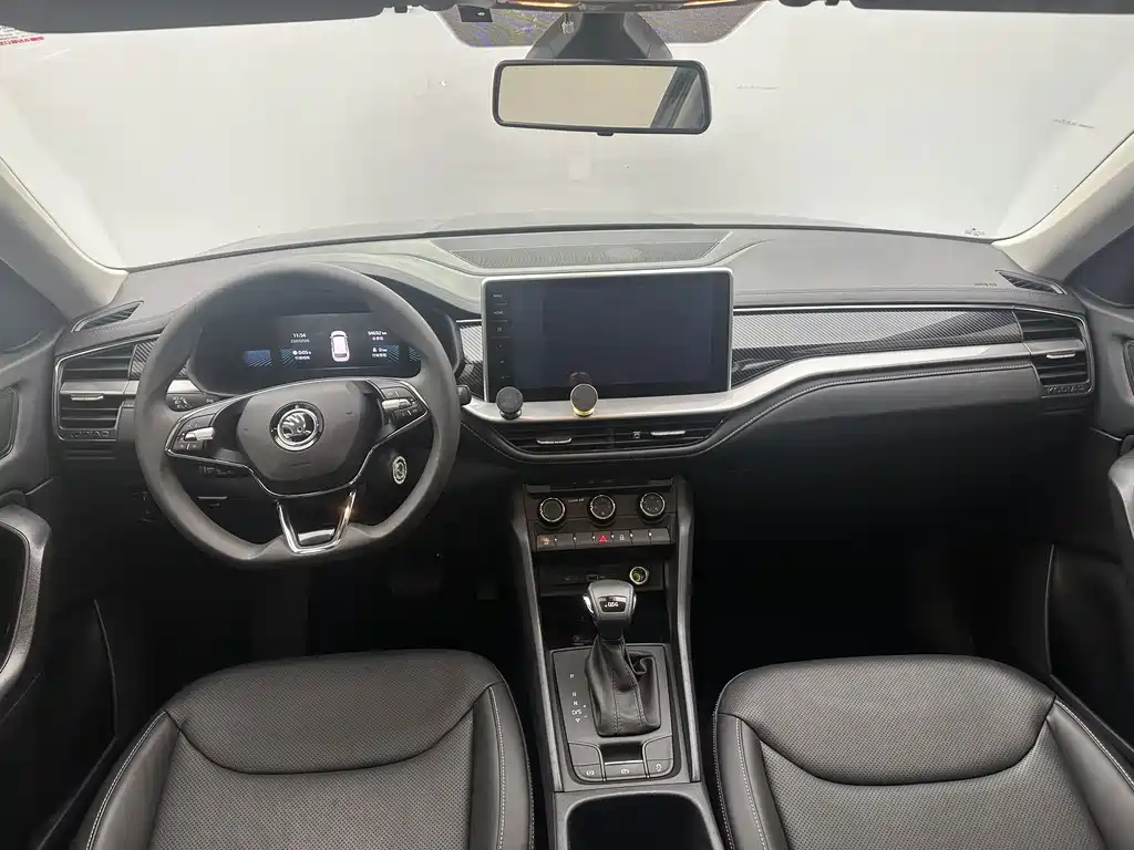 Skoda Kodiaq — фото 13