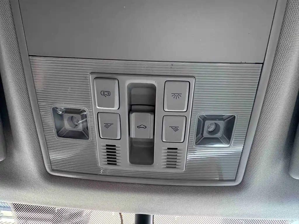 Skoda Superb — фото 14