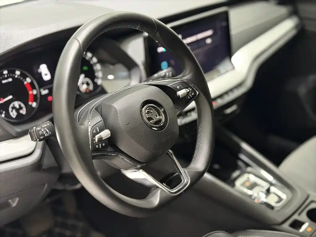 Skoda Octavia — фото 11