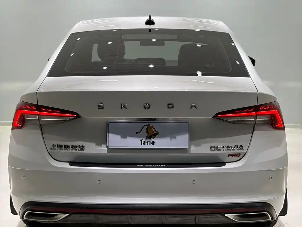 Skoda Octavia — фото 5