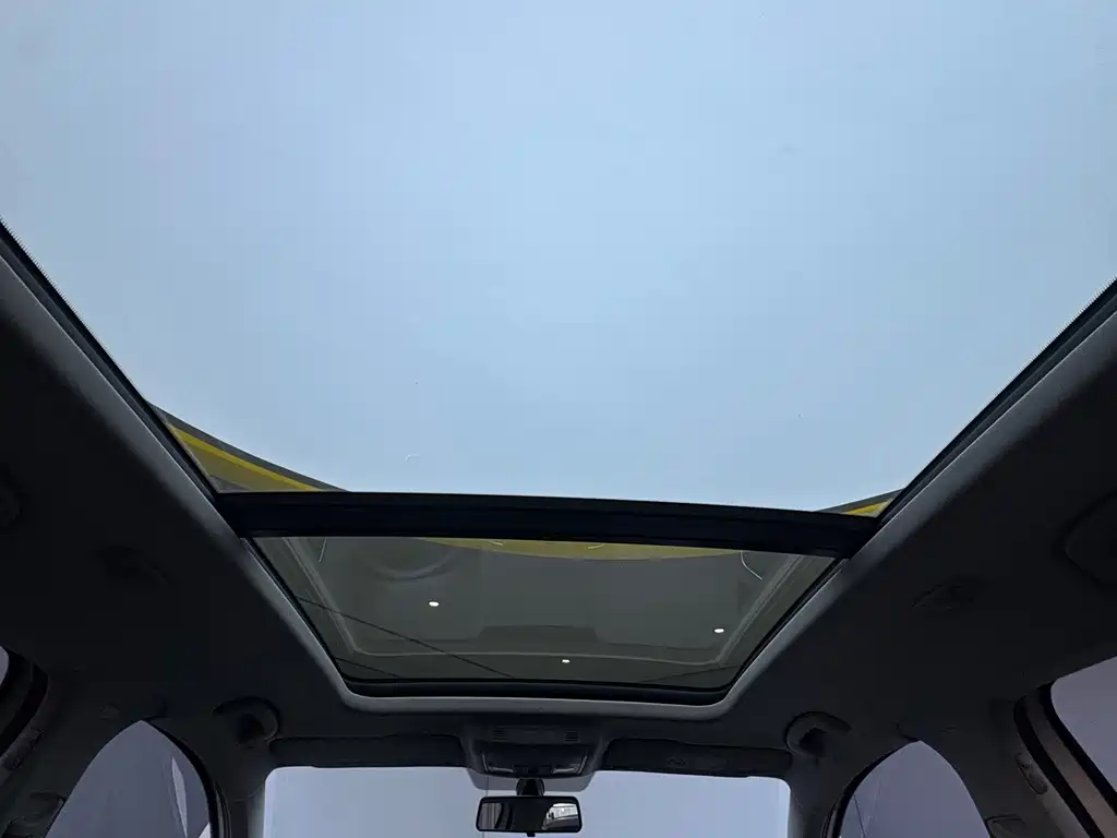 Skoda Karoq — фото 7