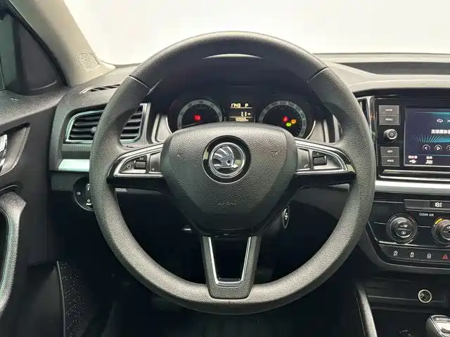 Skoda Kamiq — фото 4