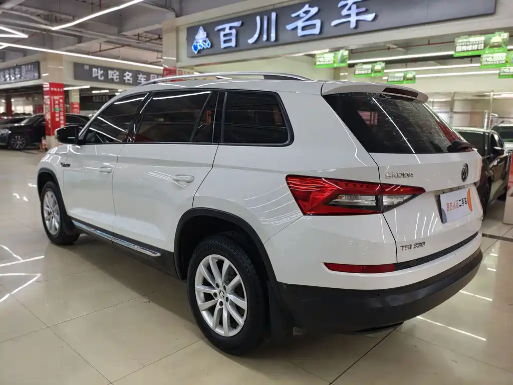 Skoda Kodiaq — фото 6