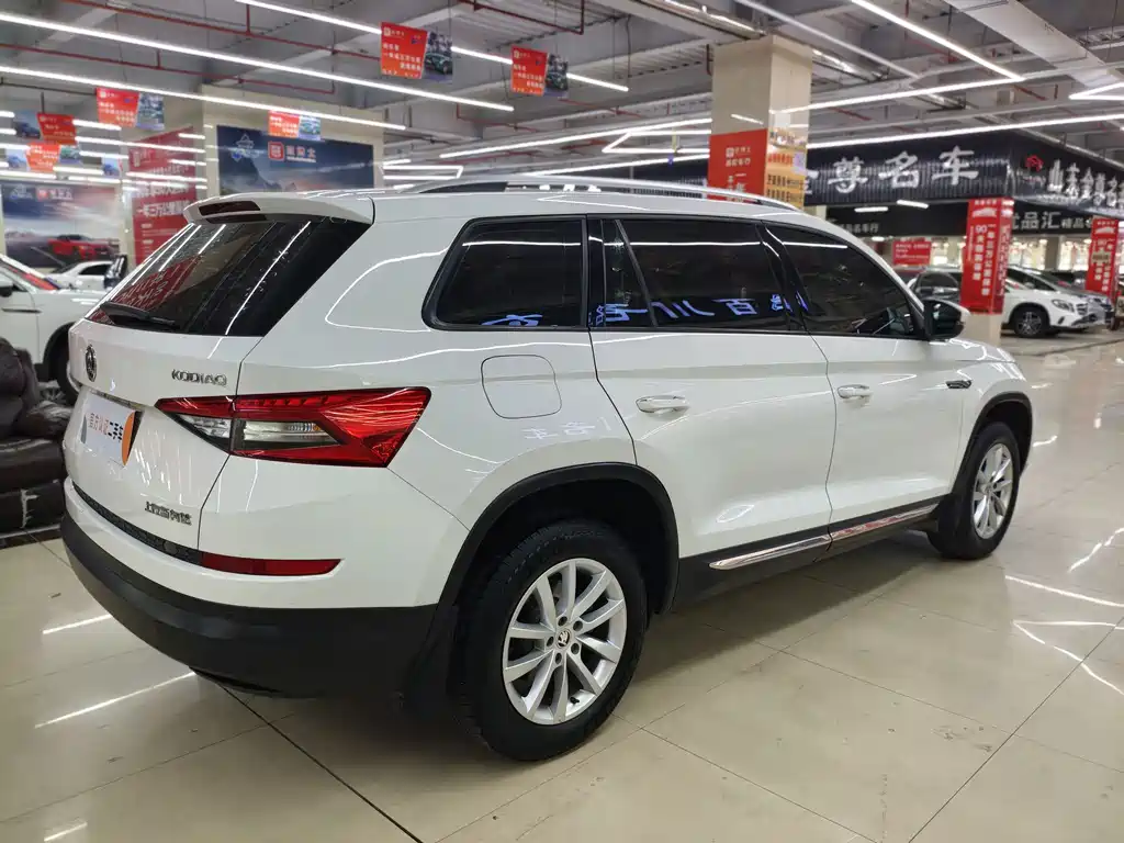 Skoda Kodiaq — фото 7