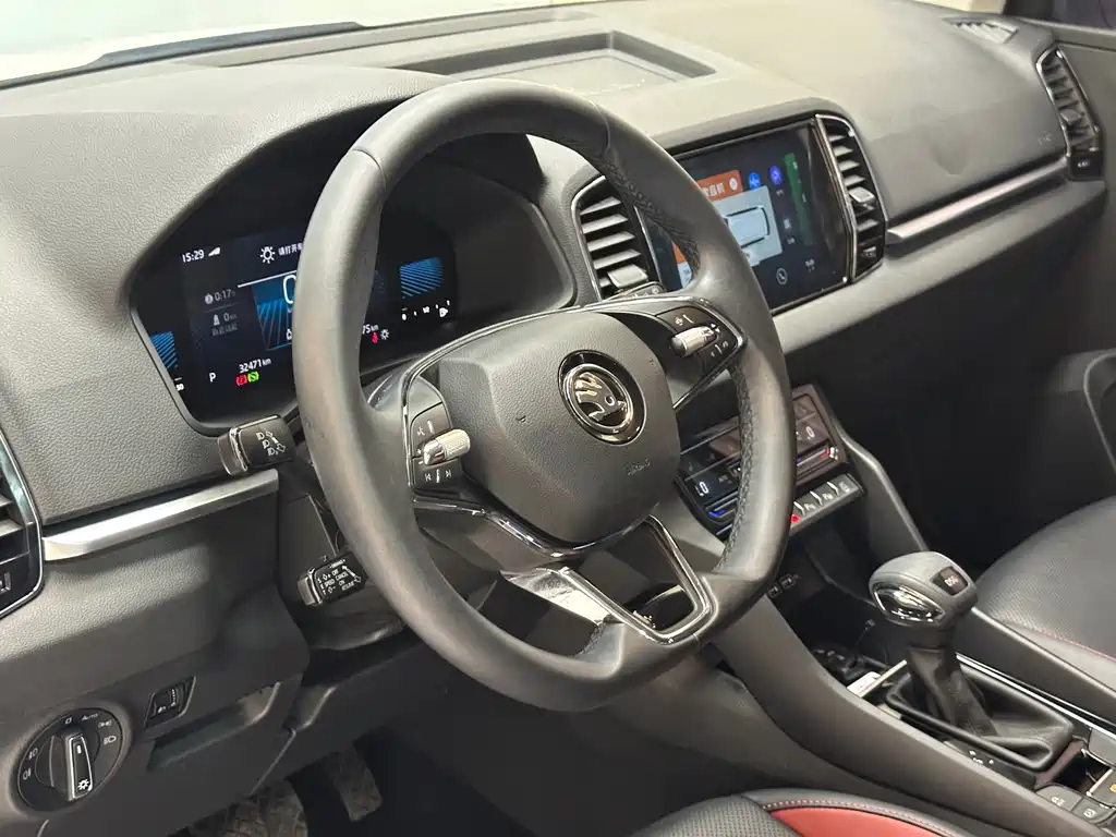 Skoda Karoq — фото 14