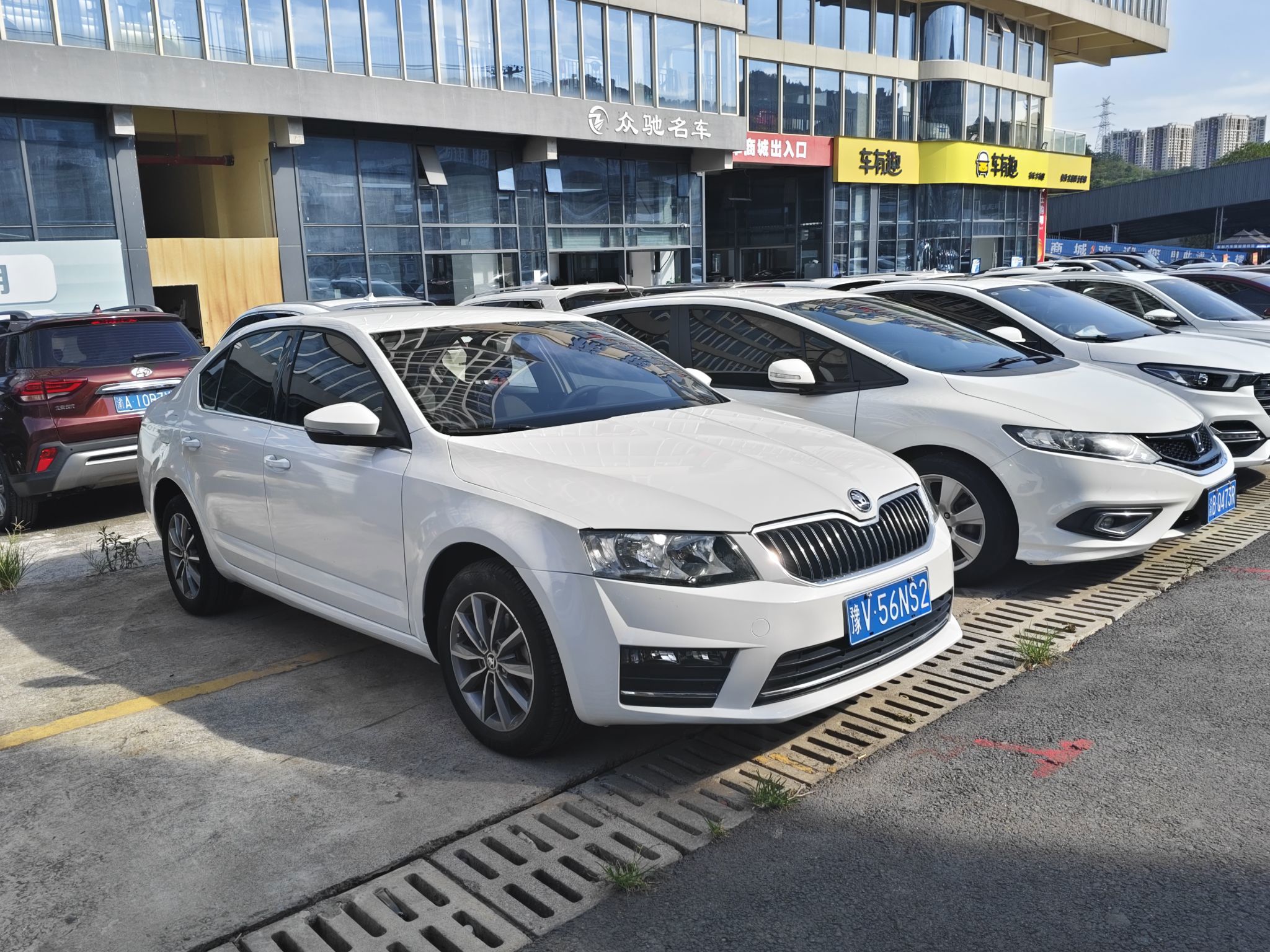Skoda Octavia — фото 3