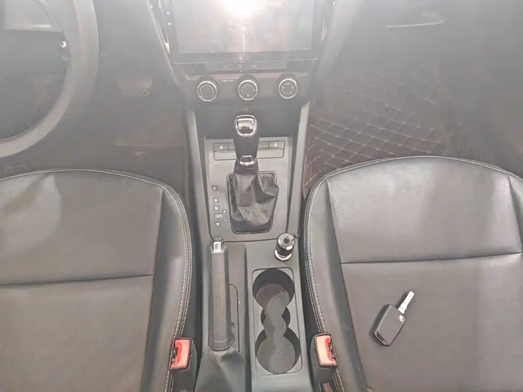 Skoda Octavia — фото 14