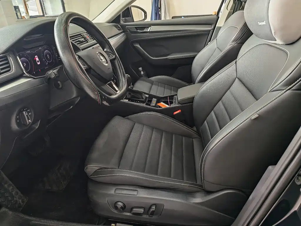 Skoda Superb — фото 6