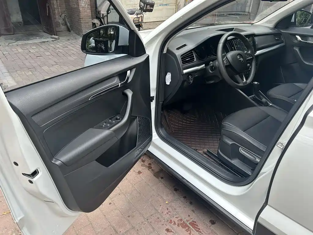 Skoda Kamiq — фото 6
