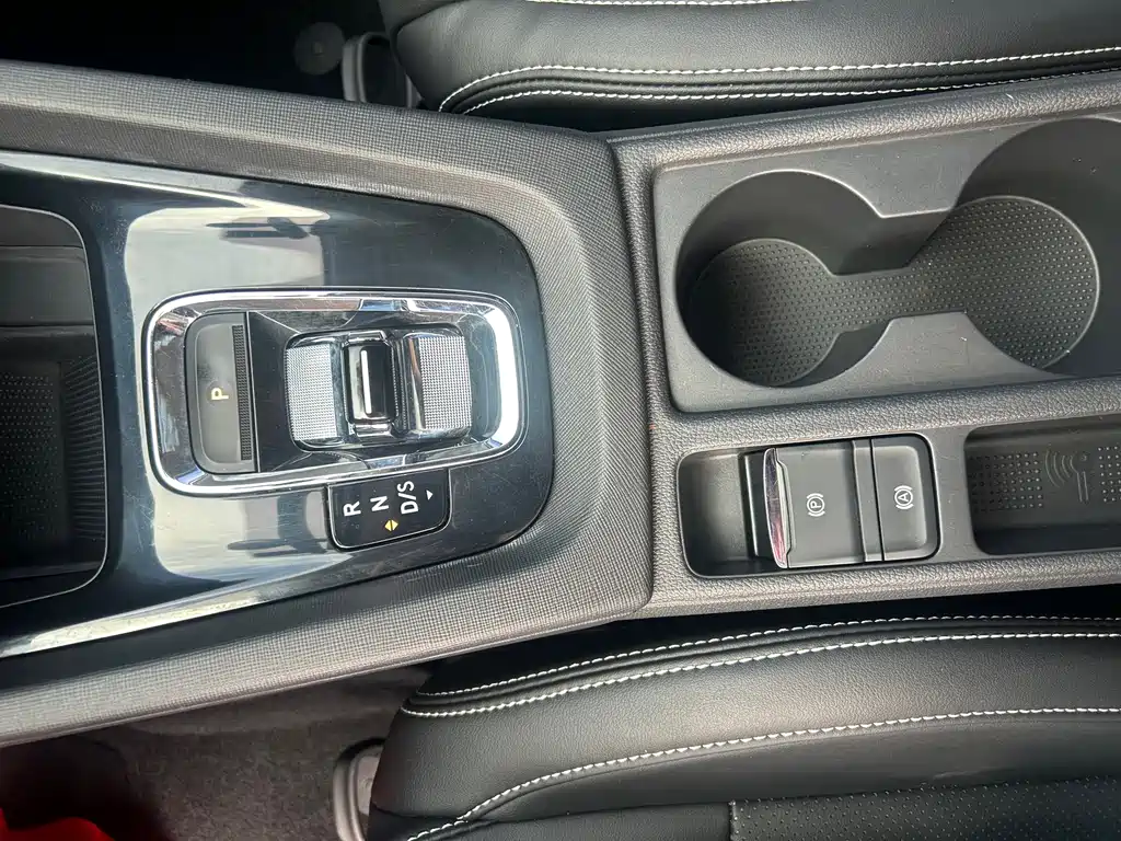Skoda Octavia — фото 11