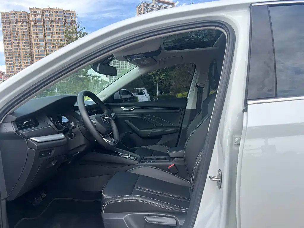 Skoda Octavia — фото 15
