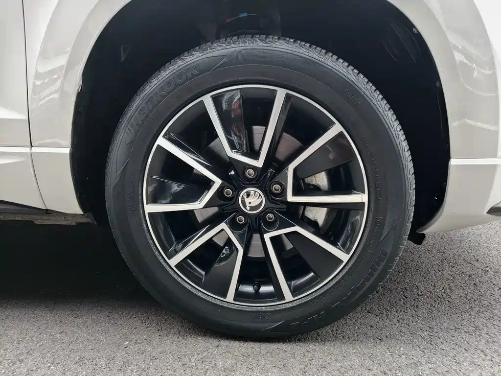 Skoda Karoq — фото 4