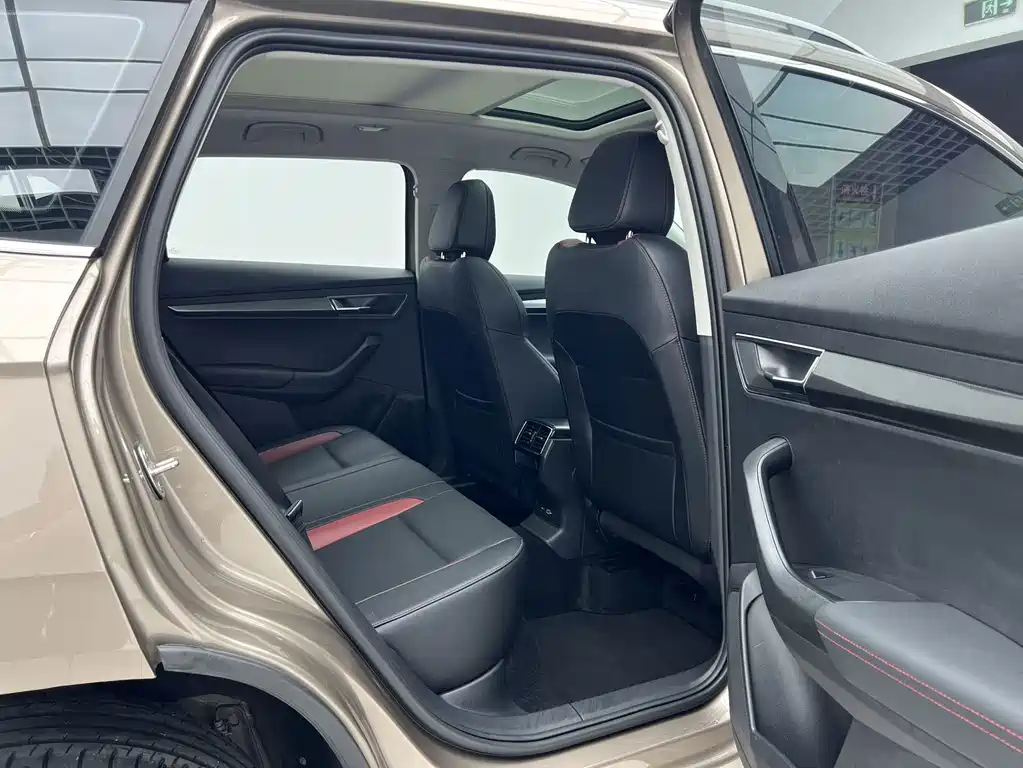 Skoda Karoq — фото 20