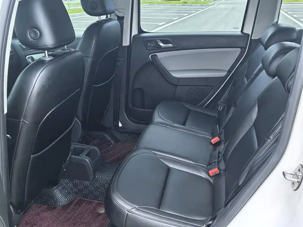 Skoda Yeti — фото 11