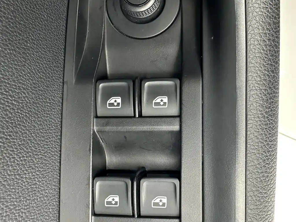 Skoda Kamiq — фото 11
