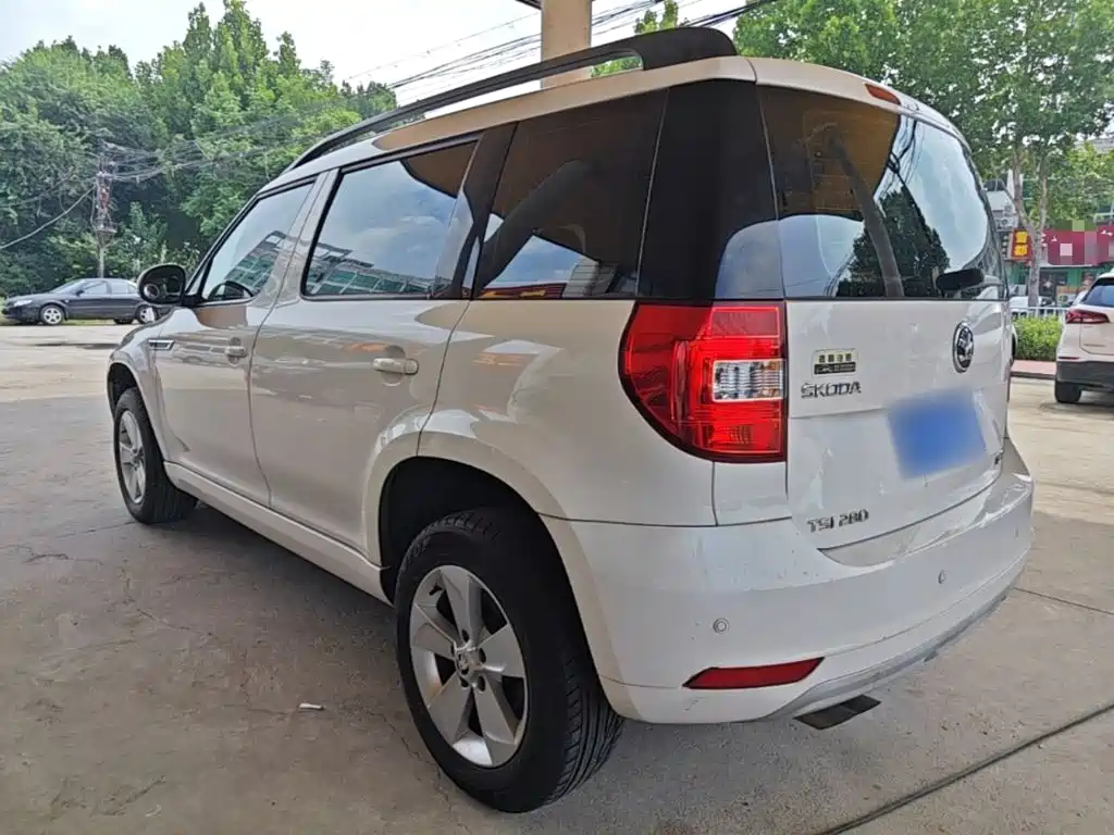 Skoda Yeti — фото 5