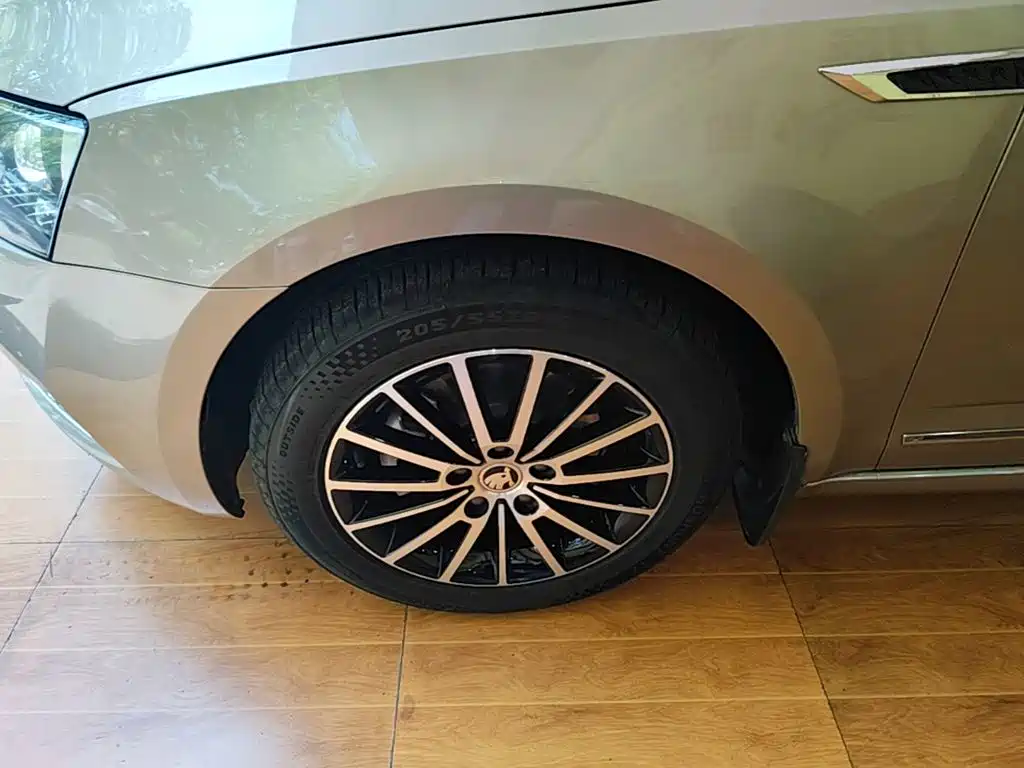 Skoda Octavia — фото 23