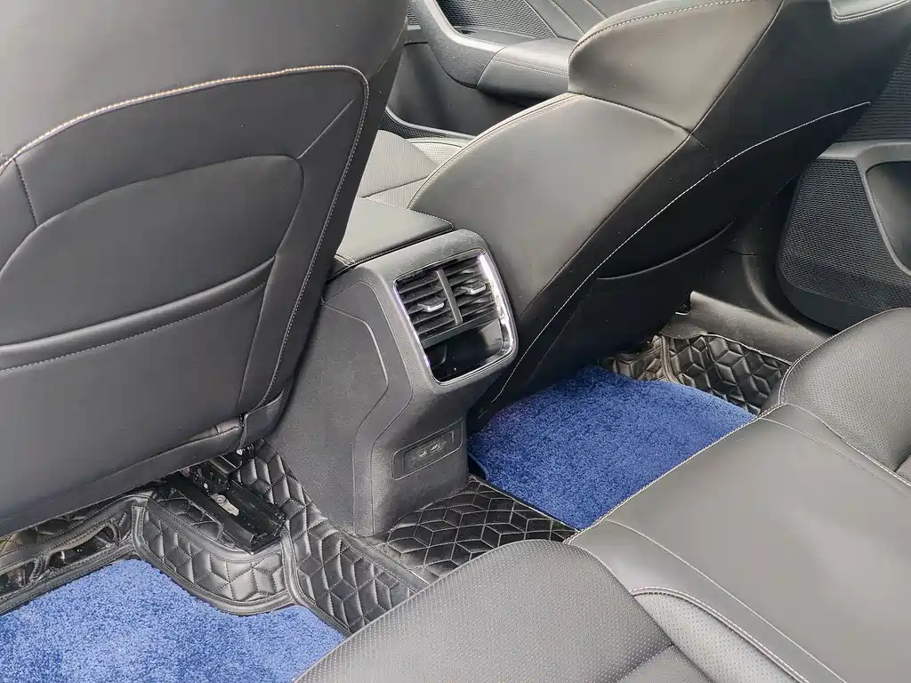 Skoda Octavia — фото 9