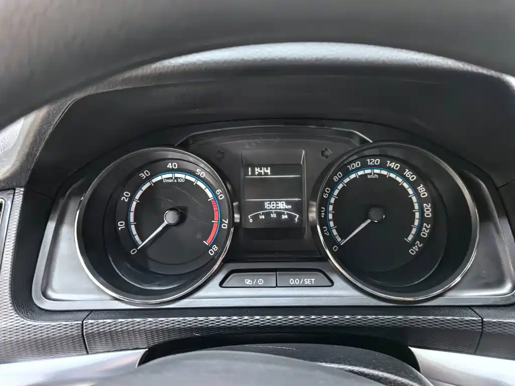 Skoda Kamiq — фото 10