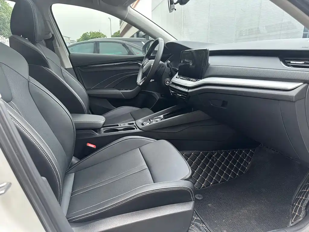 Skoda Octavia — фото 7