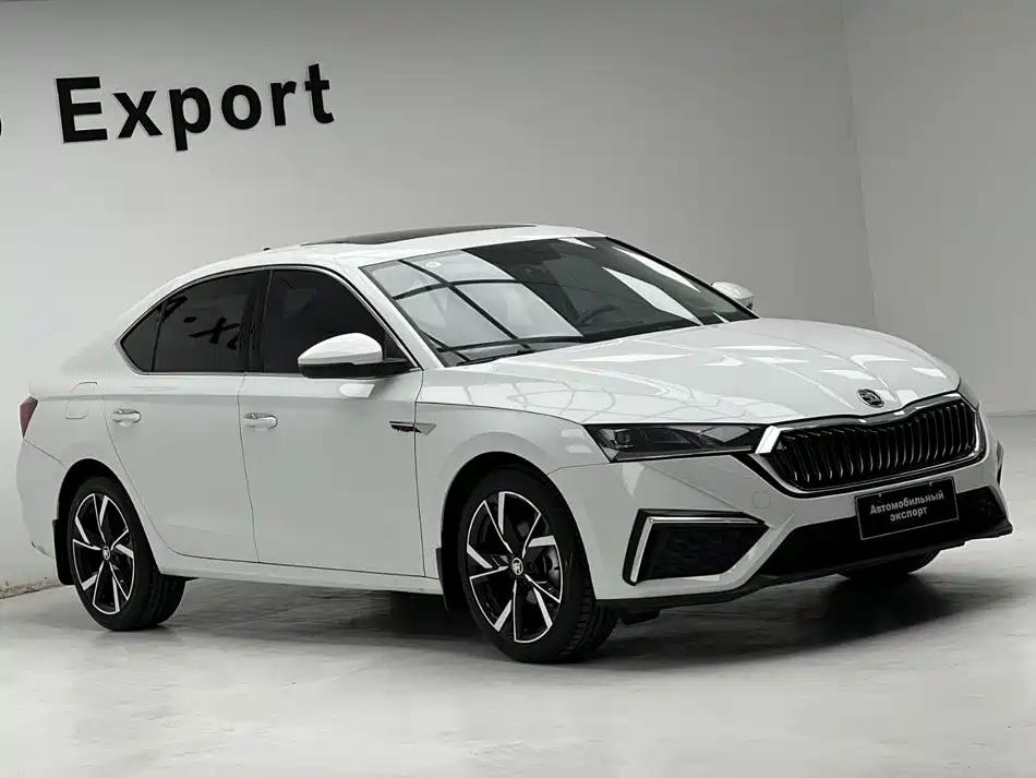 Skoda Octavia — фото 3