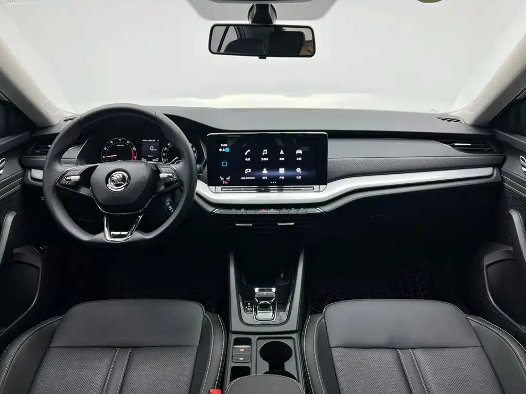 Skoda Octavia — фото 10