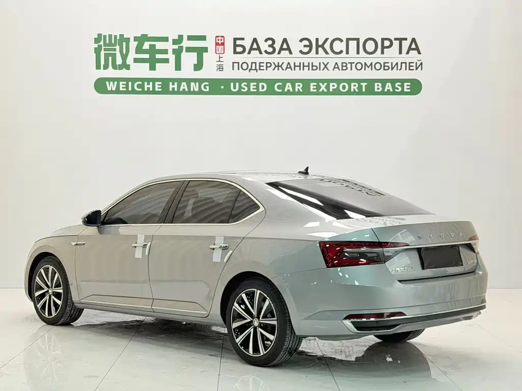 Skoda Superb — фото 6