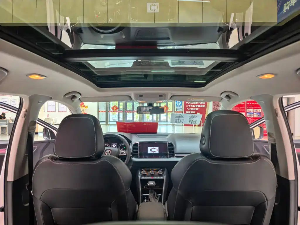 Skoda Karoq — фото 10
