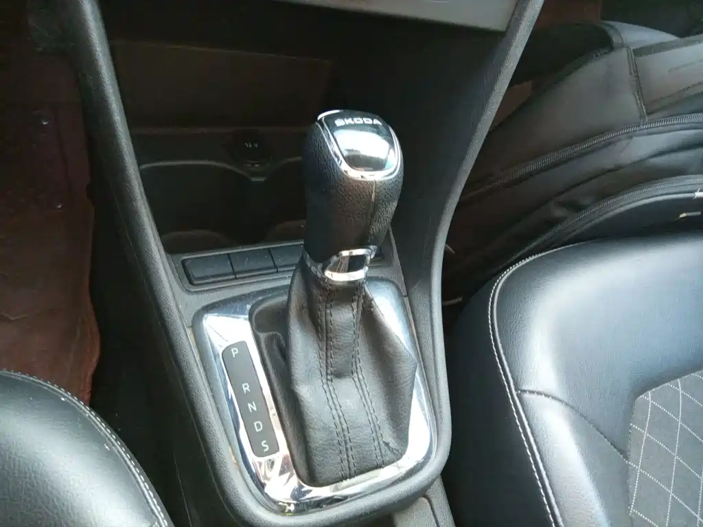 Skoda Rapid — фото 11