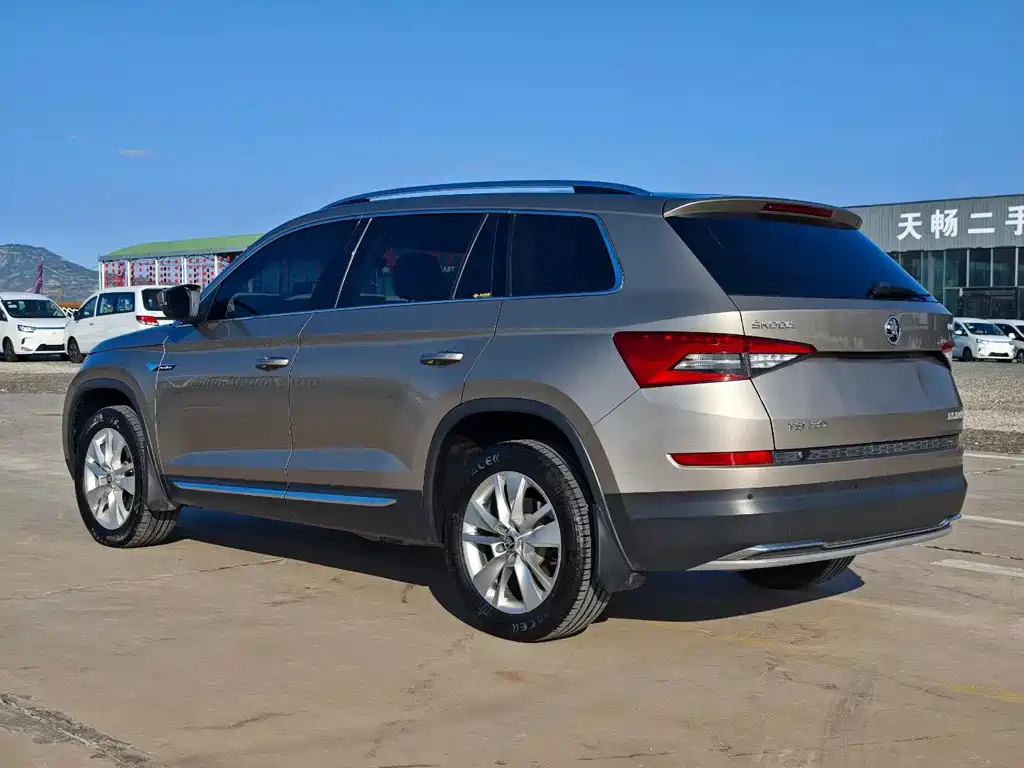 Skoda Kodiaq — фото 4