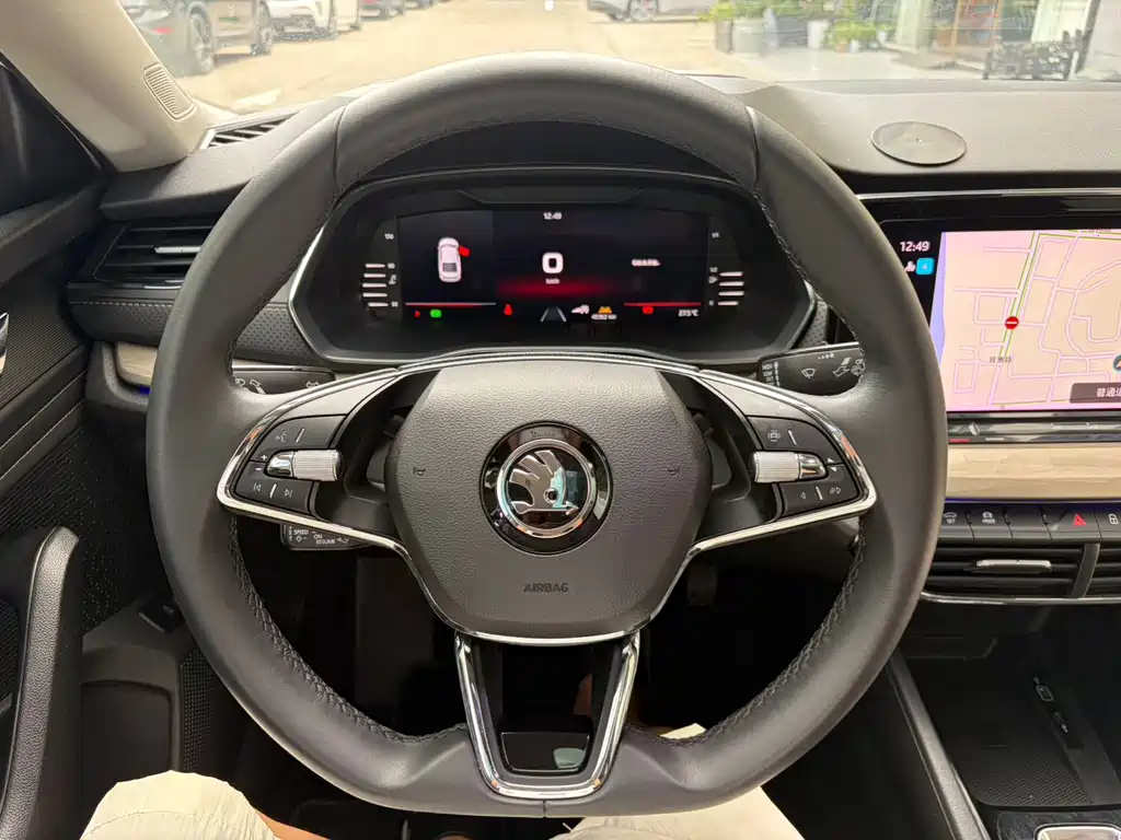 Skoda Octavia — фото 14
