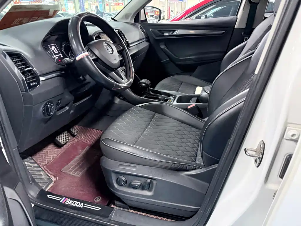 Skoda Karoq — фото 8