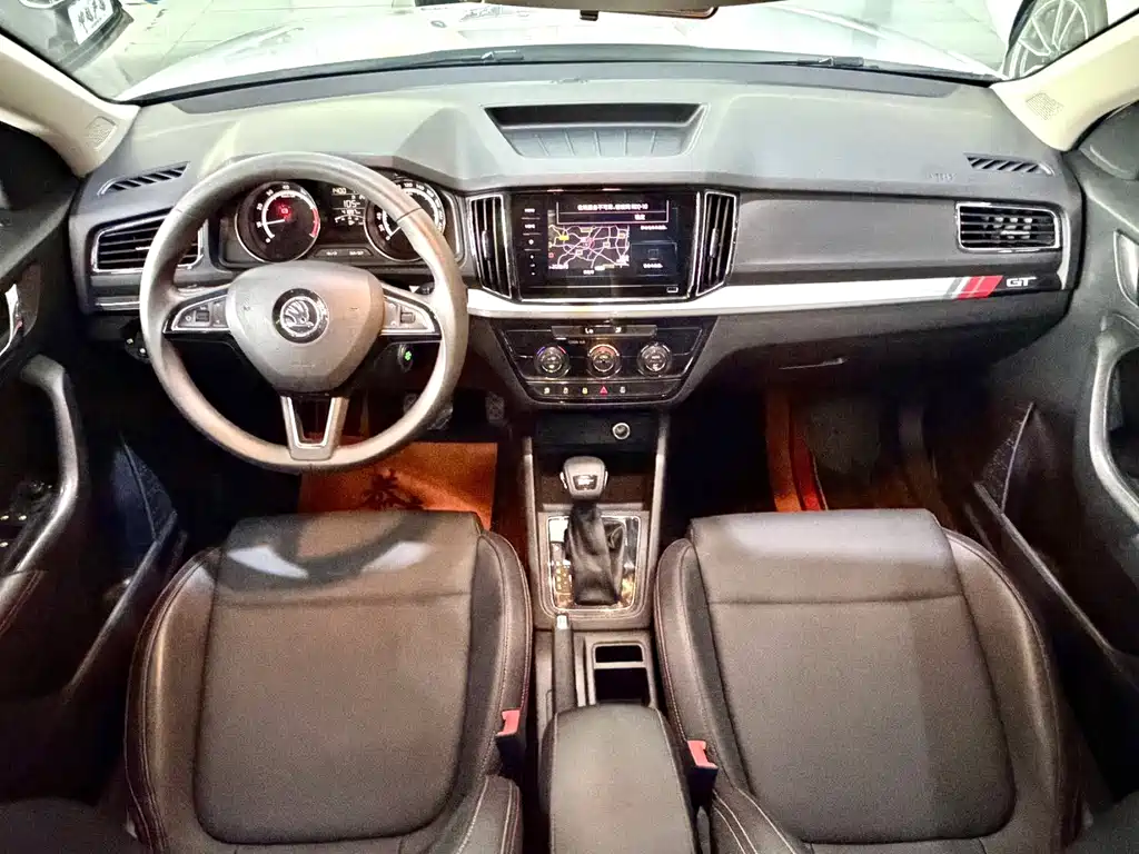 Skoda Kamiq — фото 6