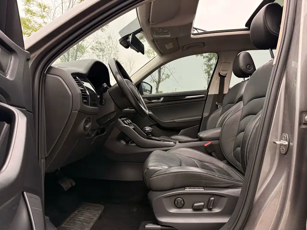 Skoda Kodiaq — фото 10
