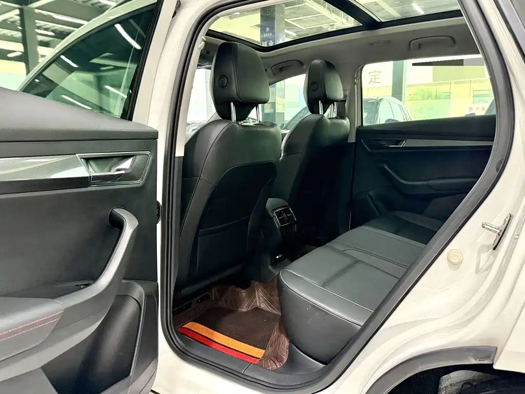 Skoda Karoq — фото 5