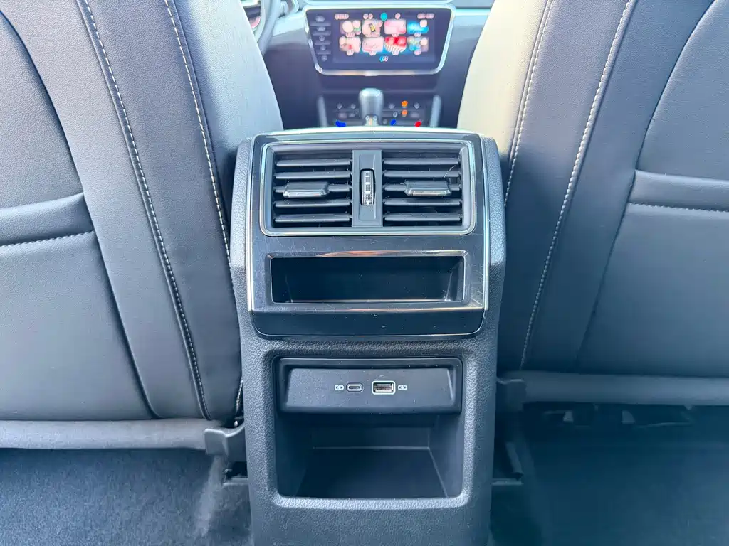 Skoda Superb — фото 17