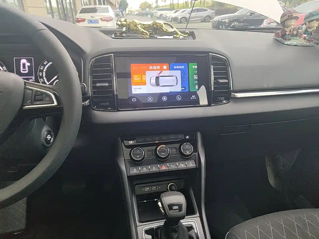 Skoda Karoq — фото 13