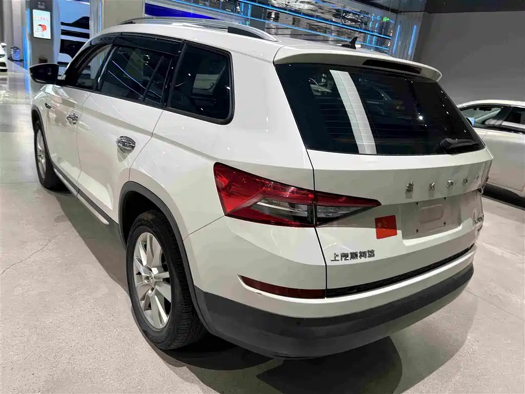 Skoda Kodiaq — фото 3