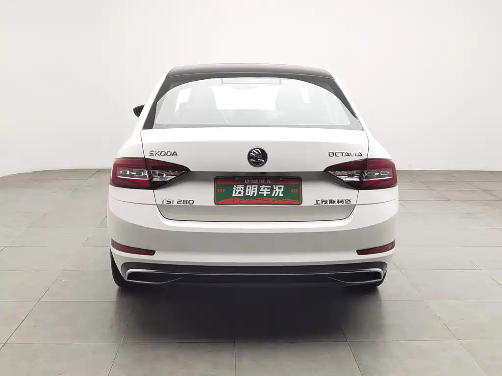 Skoda Octavia — фото 4