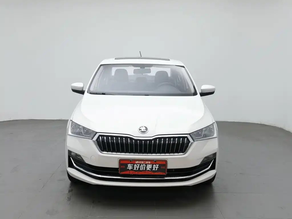 Skoda Rapid — фото 3
