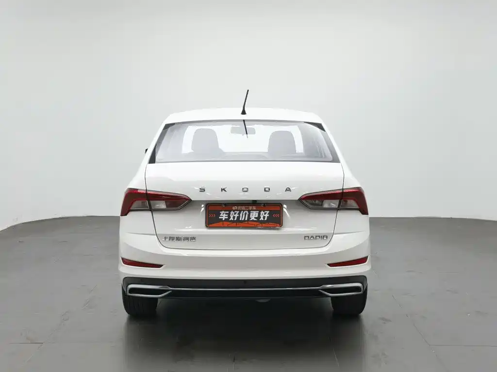 Skoda Rapid — фото 4