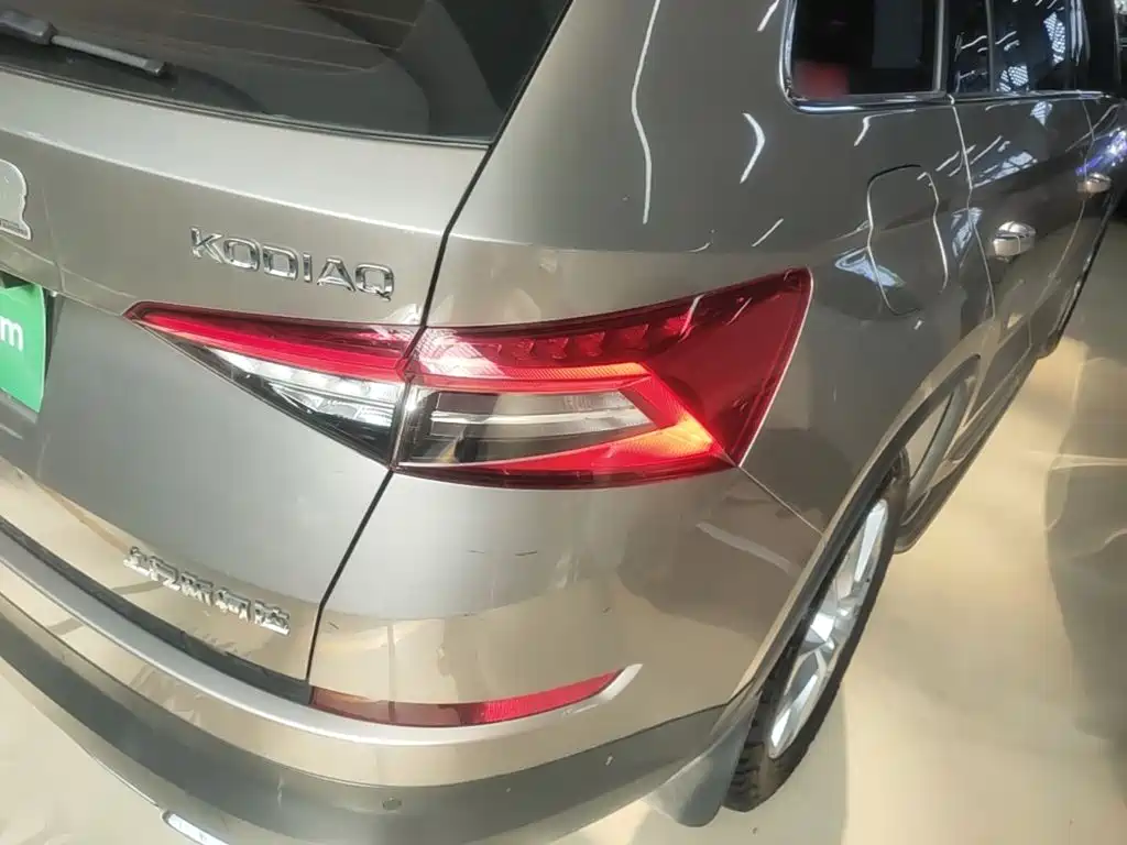 Skoda Kodiaq — фото 8
