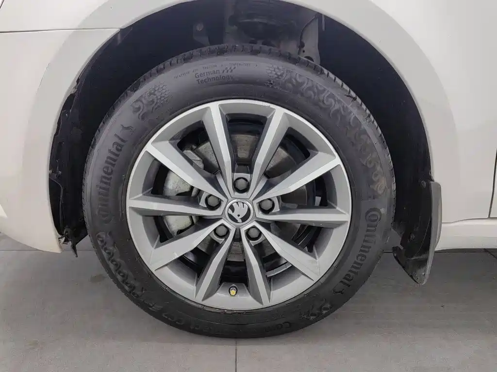 Skoda Octavia — фото 17